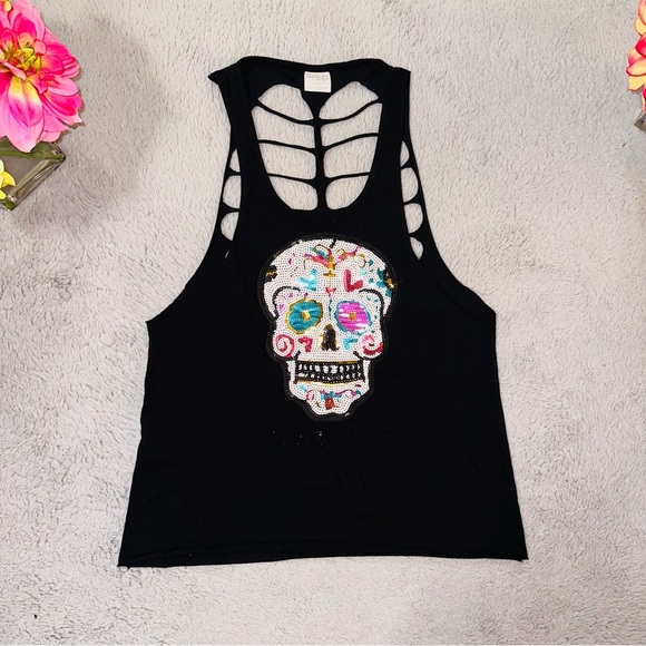 Las Vegas sequin skull cutout top - Picture 5 of 11